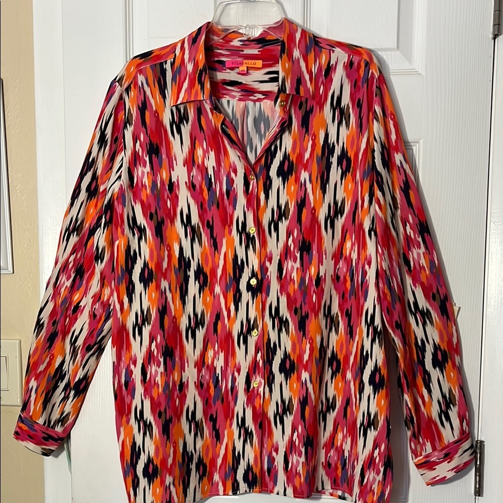 Vilagallo Irina button shirt vibrant orangepink Ikat point collar side slit 12